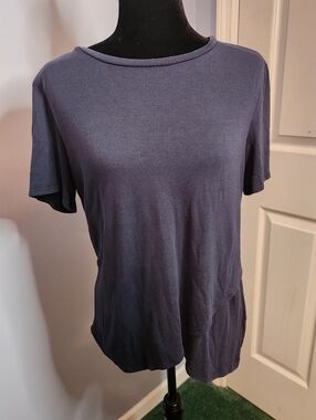 Banana Republic Women's Short-Sleeve Crewneck Top in Navy Size Medium Cross Fron